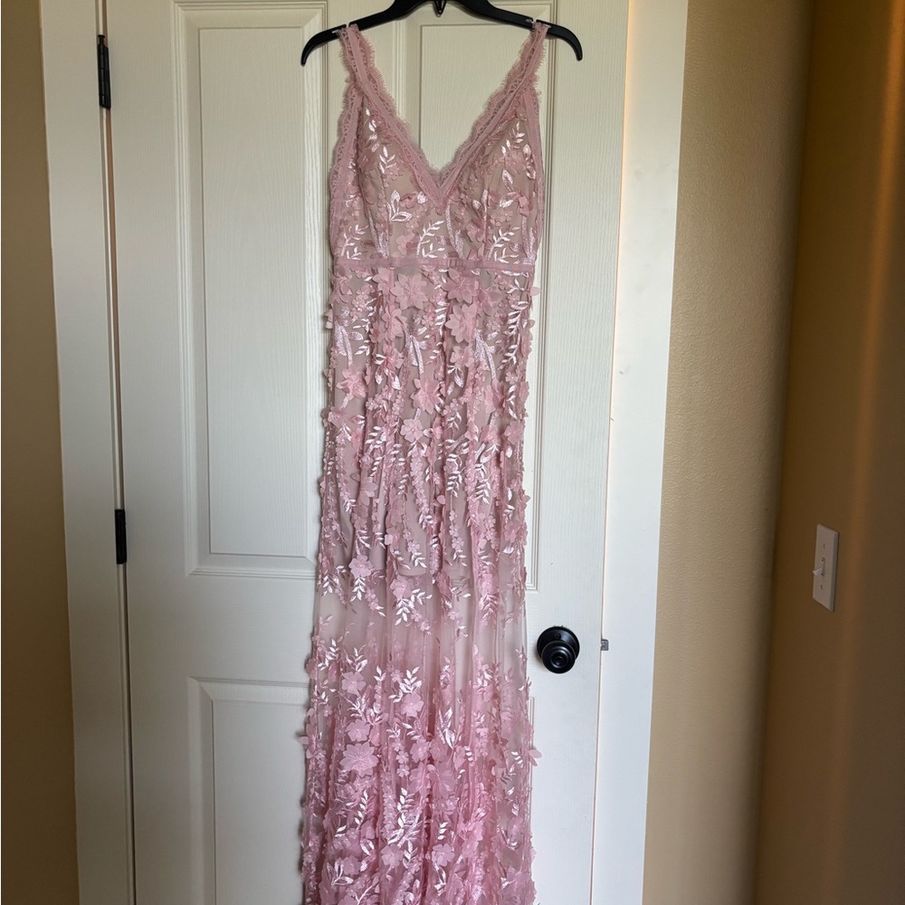 Gianni Bini Blush Floral Lace Dress